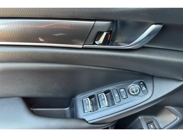 Pre-Owned HONDA Accord at Anderson Honda in Palo Alto
