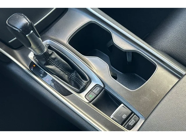 Pre-Owned HONDA Accord at Anderson Honda in Palo Alto