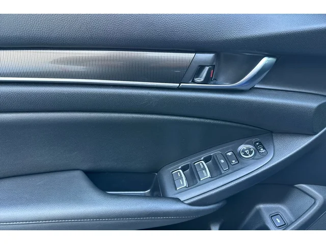 Pre-Owned HONDA Accord at Anderson Honda in Palo Alto