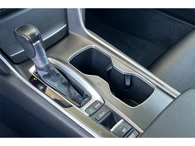 Pre-Owned HONDA Accord at Anderson Honda in Palo Alto