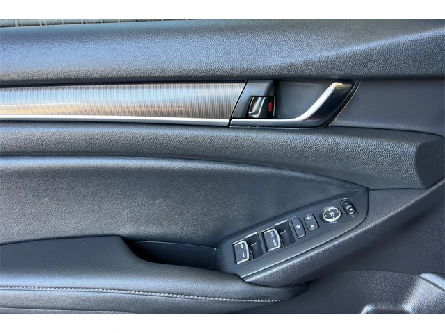 Pre-Owned HONDA Accord at Anderson Honda in Palo Alto