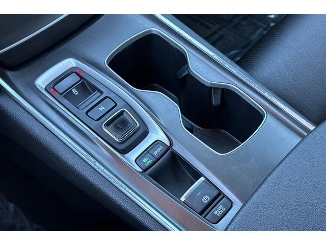 Pre-Owned HONDA Accord at Anderson Honda in Palo Alto