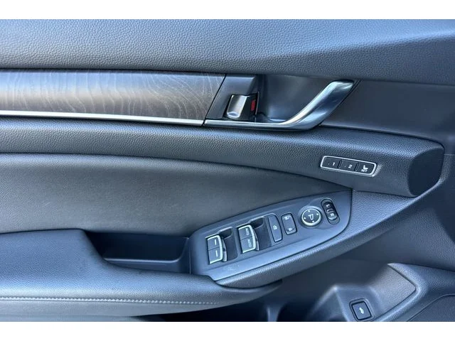 SEMINUEVOS HONDA Accord at ELK GROVE in Elk Grove Buick GMC