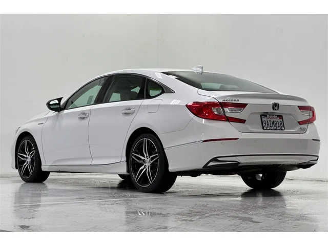 2022 Honda Accord Hybrid Touring photo 3