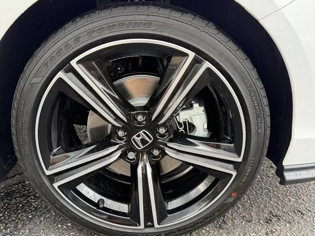 Nuevos HONDA ACCORD HYBRID à Estados chez autogozo