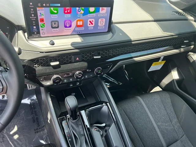 Nuevos HONDA ACCORD HYBRID à Estados chez autogozo