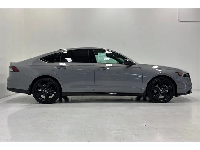 2024 Honda Accord Hybrid Sport-L photo 3