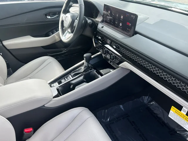Nuevos HONDA ACCORD HYBRID à Estados chez autogozo