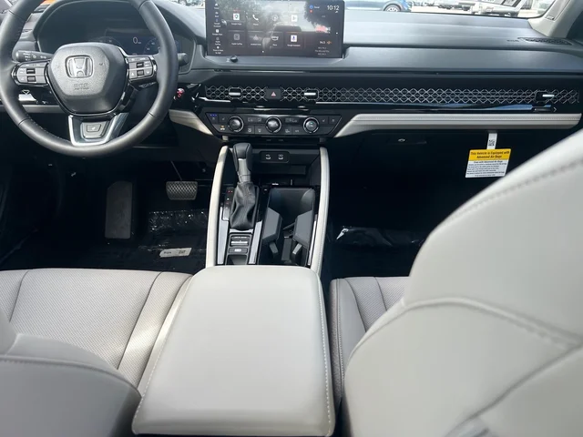 Nuevos HONDA ACCORD HYBRID à Estados chez autogozo