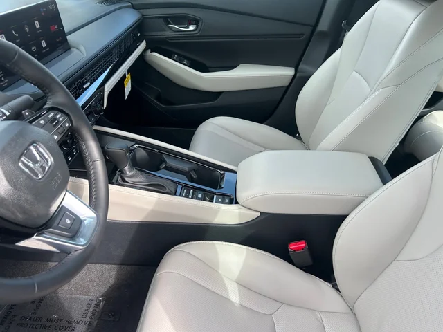 Nuevos HONDA ACCORD HYBRID à Estados chez autogozo