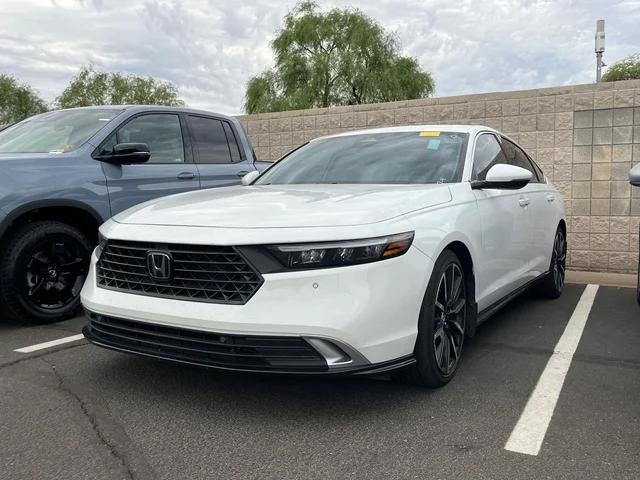 SEMINUEVOS HONDA Accord Hybrid a Estados en autogozo