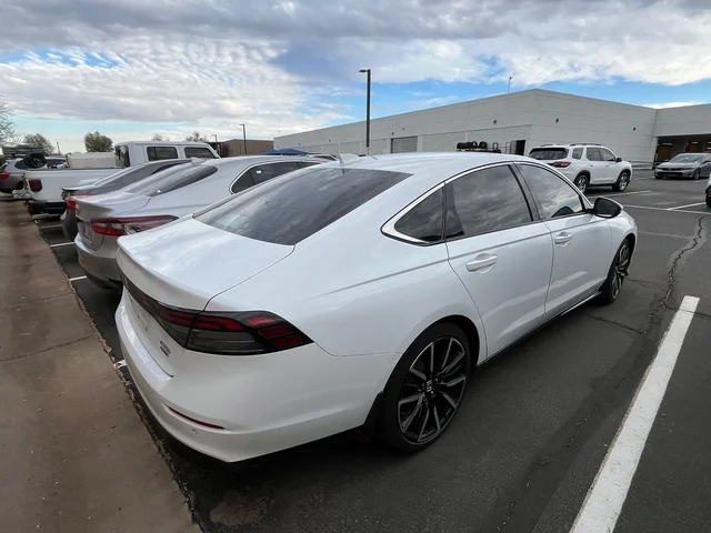 SEMINUEVOS HONDA Accord Hybrid a Estados en autogozo
