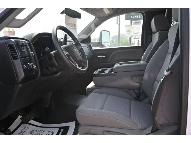Nuevos CHEVROLET SILVERADO 5500HD à Estados chez autogozo