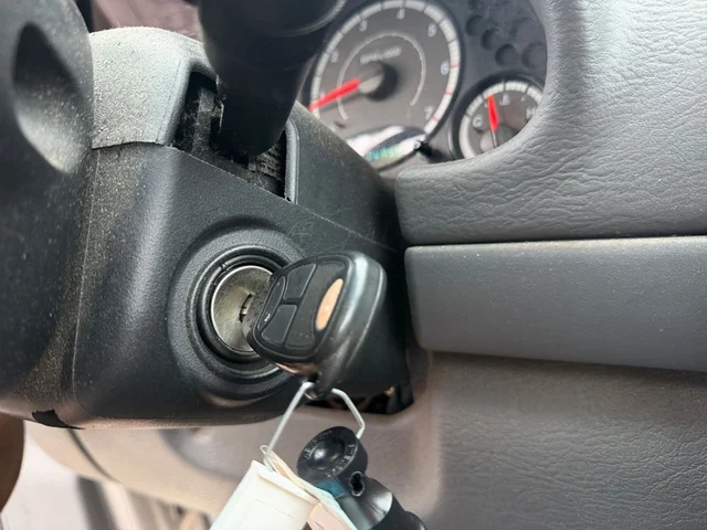 SEMINUEVOS JEEP Liberty a Estados en autogozo