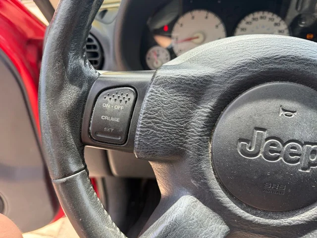 SEMINUEVOS JEEP Liberty a Estados en autogozo