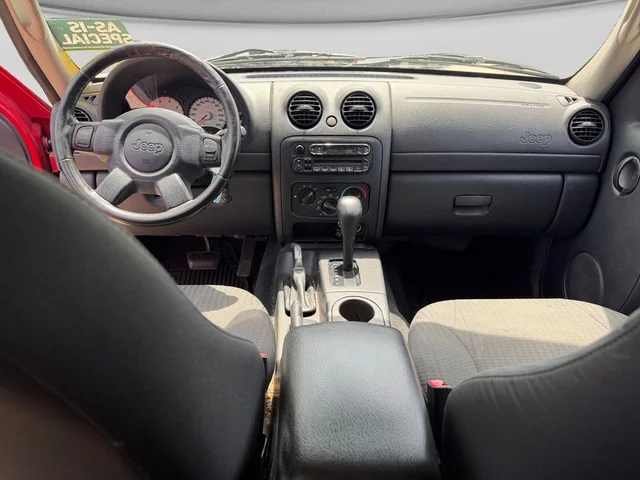 SEMINUEVOS JEEP Liberty a Estados en autogozo