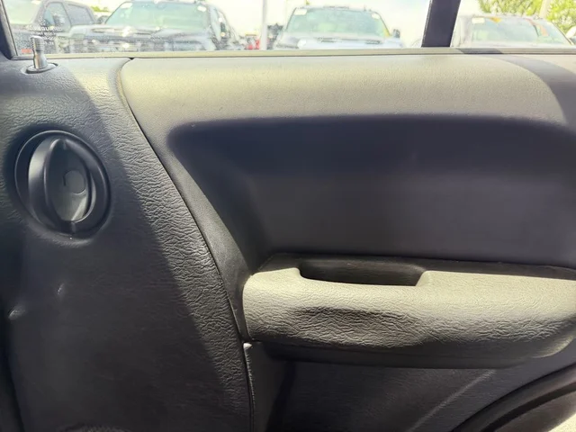 SEMINUEVOS JEEP Liberty a Estados en autogozo