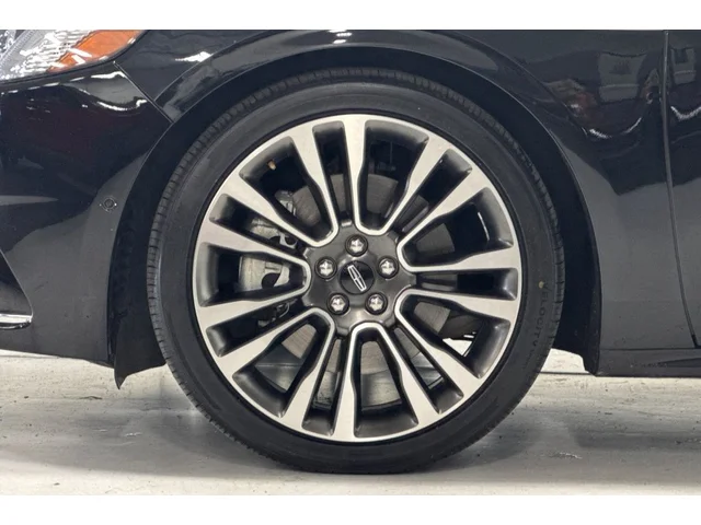 Pre-Owned LINCOLN Continental at Anderson Honda in Palo Alto