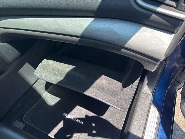 SEMINUEVOS NISSAN Maxima a Estados en autogozo
