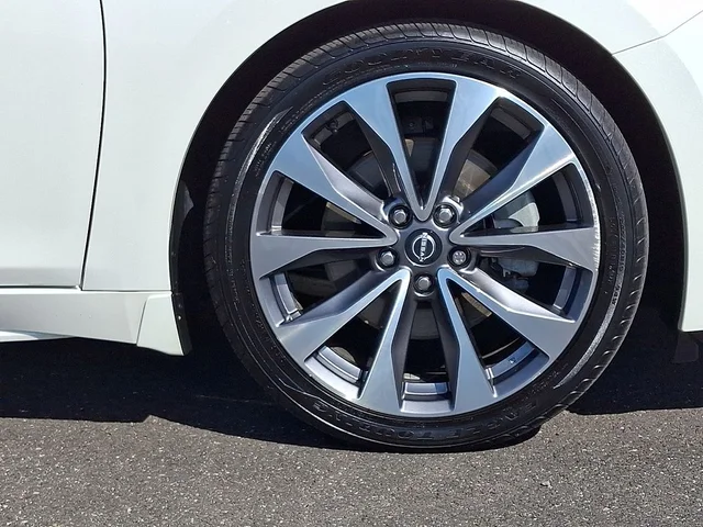 SEMINUEVOS NISSAN Maxima a Estados en autogozo