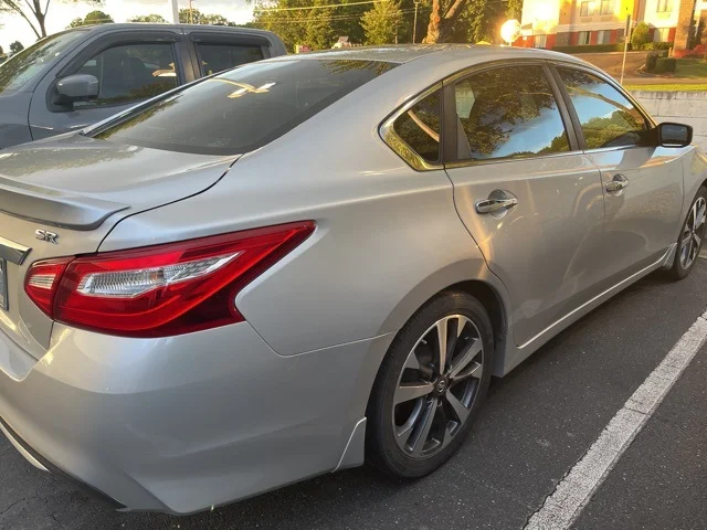 SEMINUEVOS NISSAN Altima a Huntersville en Huntersville Ford