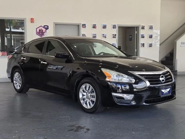 SEMINUEVOS NISSAN Altima a Estados en autogozo