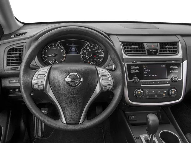 SEMINUEVOS NISSAN Altima a Estados en autogozo