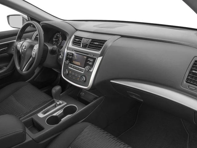 SEMINUEVOS NISSAN Altima a Estados en autogozo