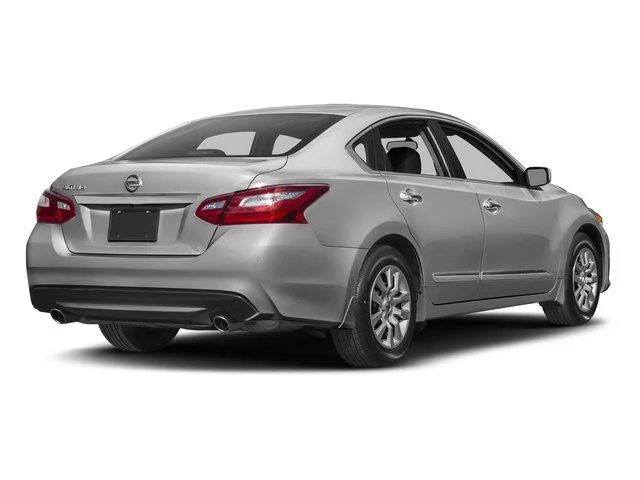 SEMINUEVOS NISSAN Altima a Estados en autogozo