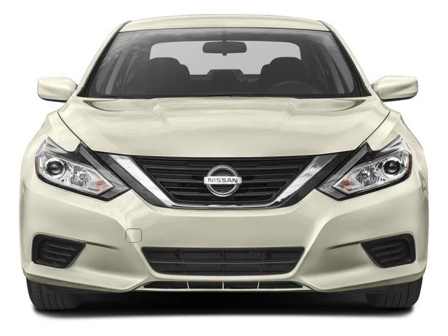SEMINUEVOS NISSAN Altima a Estados en autogozo