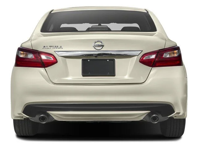 SEMINUEVOS NISSAN Altima a Estados en autogozo