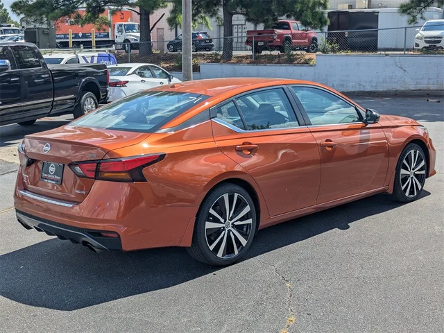 SEMINUEVOS NISSAN Altima at Kennesaw, in Town Center Nissan