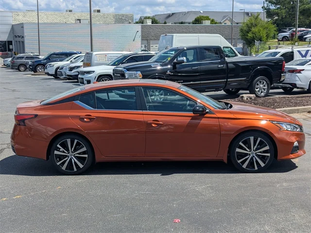 SEMINUEVOS NISSAN Altima at Kennesaw, in Town Center Nissan