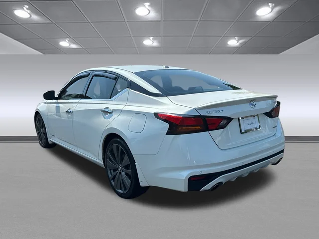 SEMINUEVOS NISSAN Altima a Gainesville en Gainesville Hyundai