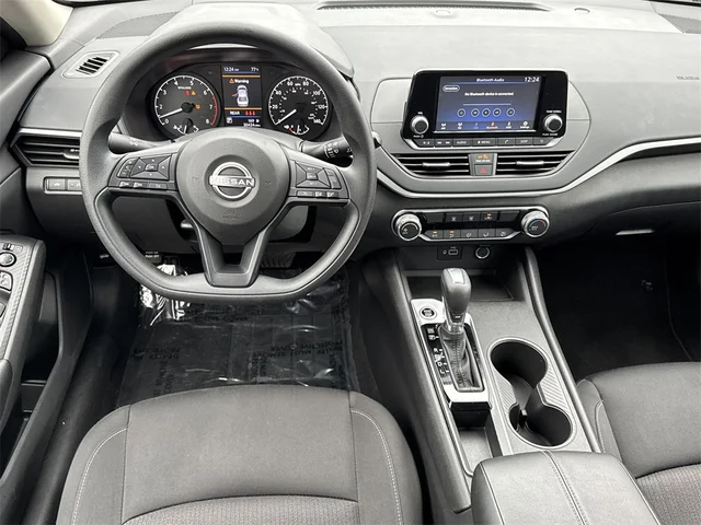 SEMINUEVOS NISSAN Altima at Kennesaw, in Town Center Nissan