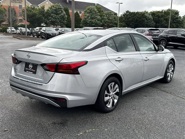 SEMINUEVOS NISSAN Altima at Kennesaw, in Town Center Nissan
