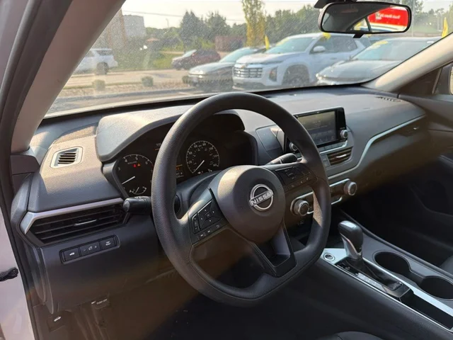 SEMINUEVOS NISSAN Altima a Estados en autogozo