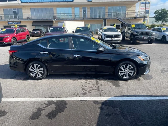 SEMINUEVOS NISSAN Altima a Estados en autogozo