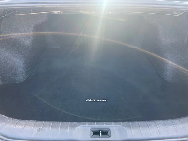 SEMINUEVOS NISSAN Altima a Estados en autogozo
