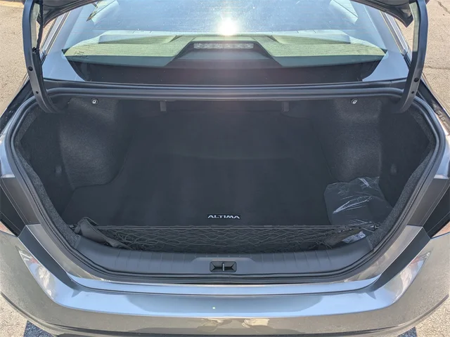 SEMINUEVOS NISSAN Altima at Kennesaw, in Town Center Nissan