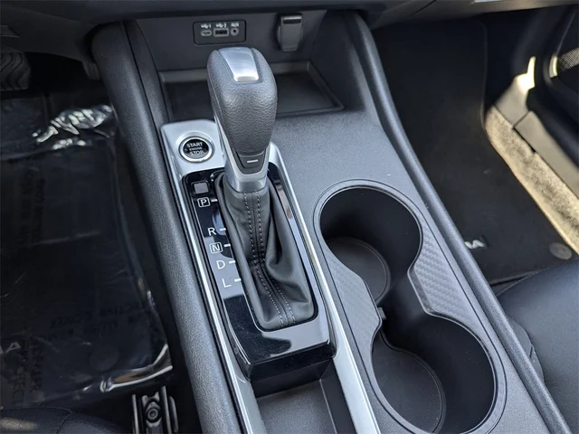 SEMINUEVOS NISSAN Altima at Kennesaw, in Town Center Nissan