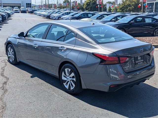 SEMINUEVOS NISSAN Altima at Kennesaw, in Town Center Nissan