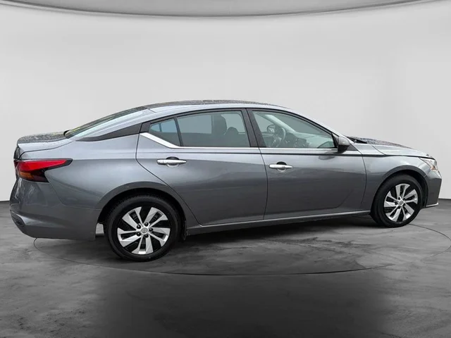 SEMINUEVOS NISSAN Altima a Estados en autogozo