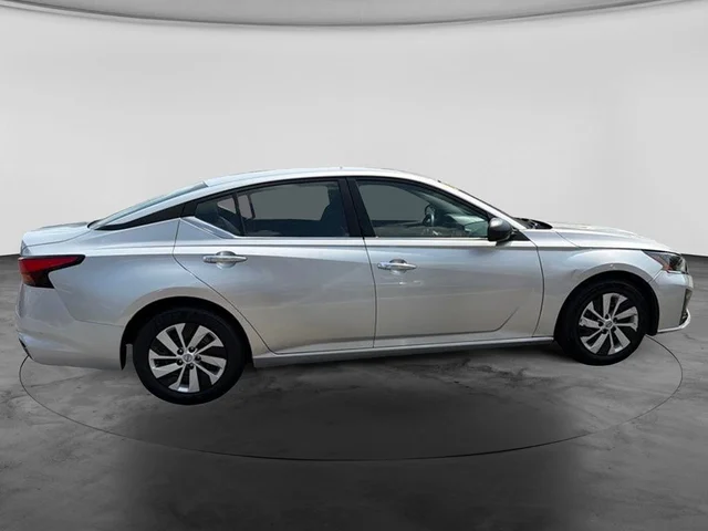 SEMINUEVOS NISSAN Altima a Estados en autogozo