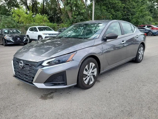 SEMINUEVOS NISSAN Altima a Estados en autogozo
