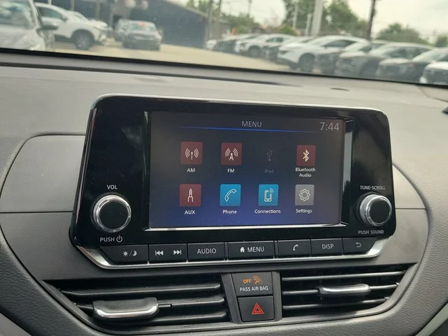 SEMINUEVOS NISSAN Altima a Estados en autogozo