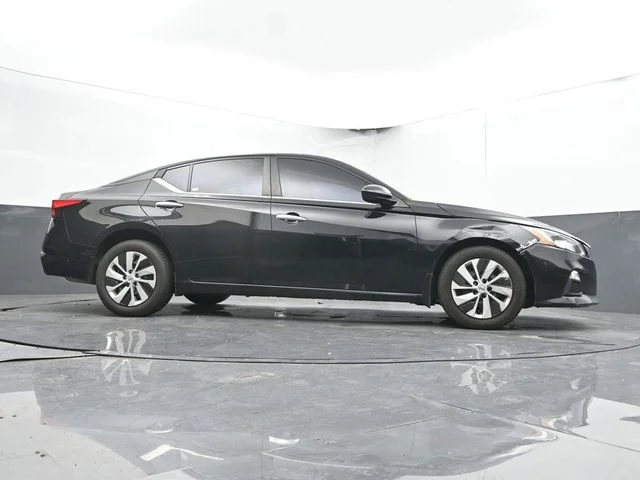 SEMINUEVOS NISSAN Altima a Estados en autogozo