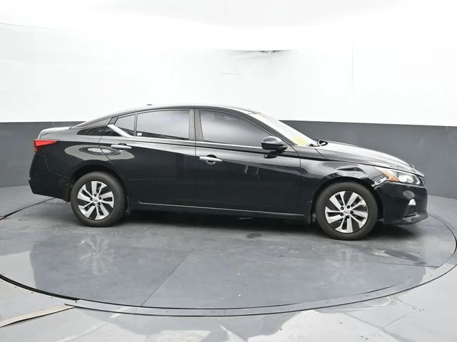 SEMINUEVOS NISSAN Altima a Estados en autogozo