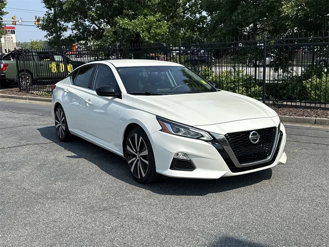 SEMINUEVOS NISSAN Altima at Kennesaw, in Town Center Nissan