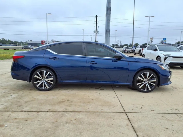 SEMINUEVOS NISSAN Altima a Estados en autogozo